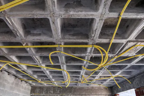 Instalação elétrica de teto